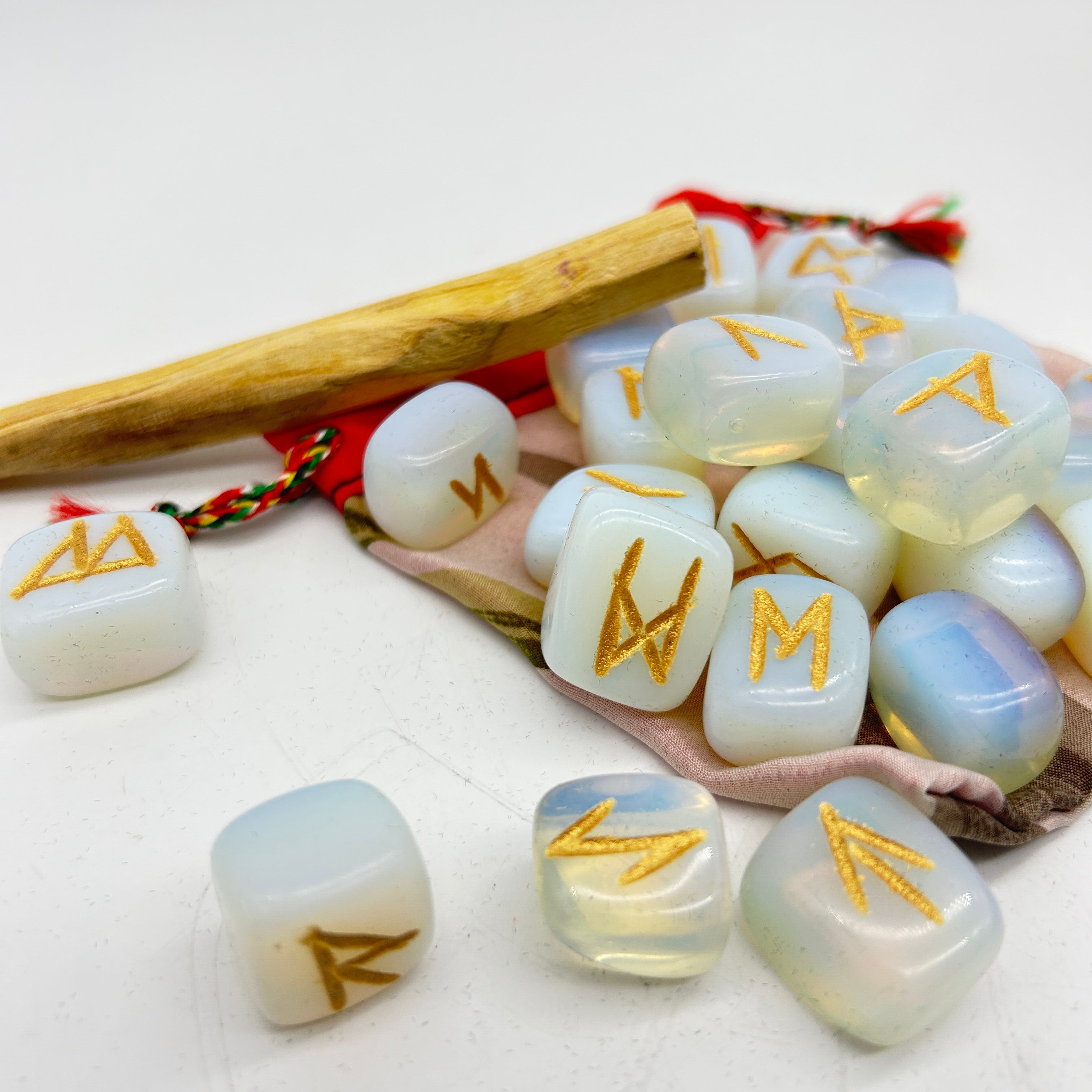 Opal Rune Jelly Opal Rune Divination Kit – The Crystal Spirits