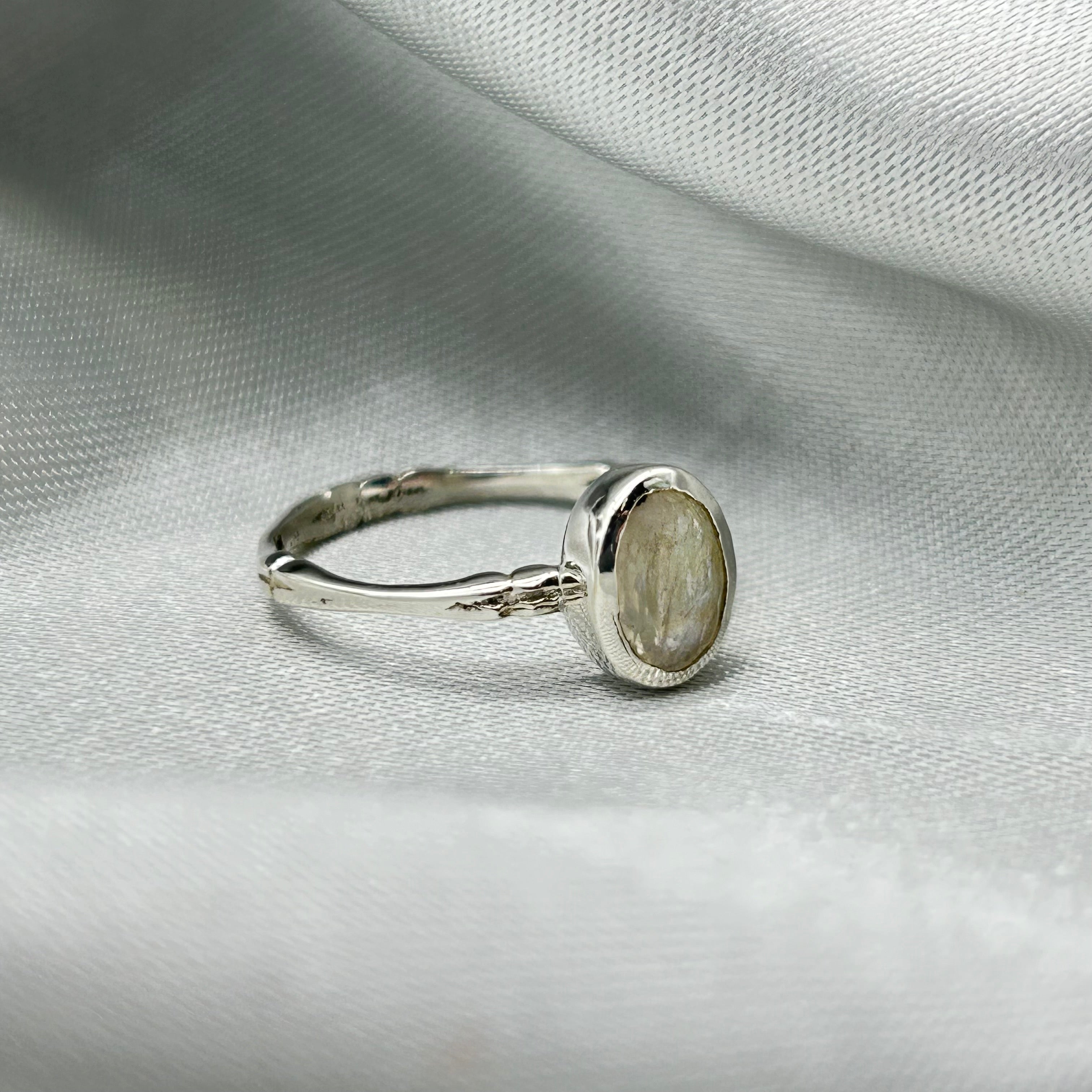 Moonstone Sterling Silver Crystal Ring – The Crystal Spirits